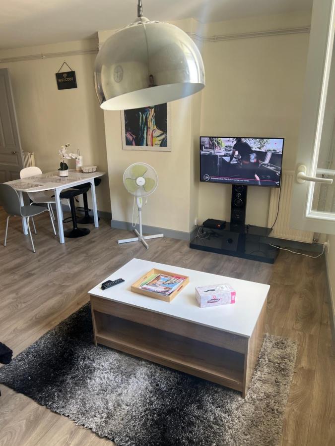 Appartement Hyper Centre Tulle Kültér fotó